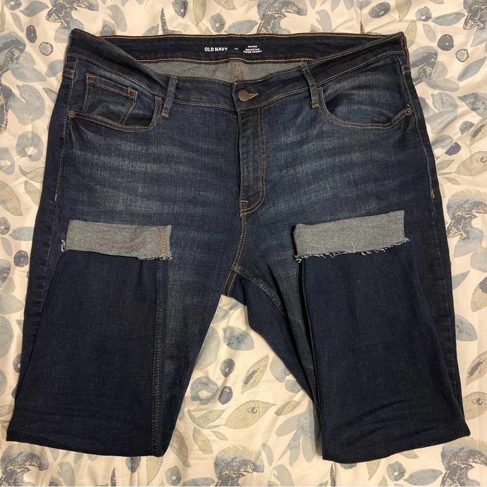 Old Navy Mid-Rise Rockstar Super Skinny size 16